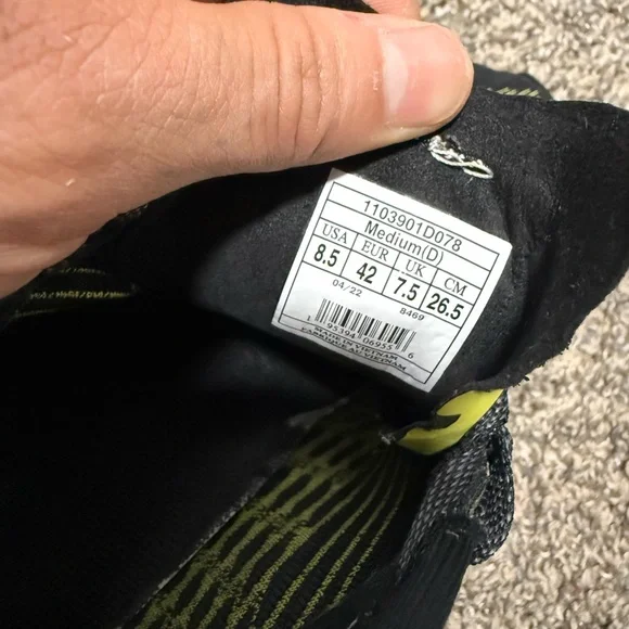 Brooks Hyperion Max Black Yellow Running - Picture 11 of 11